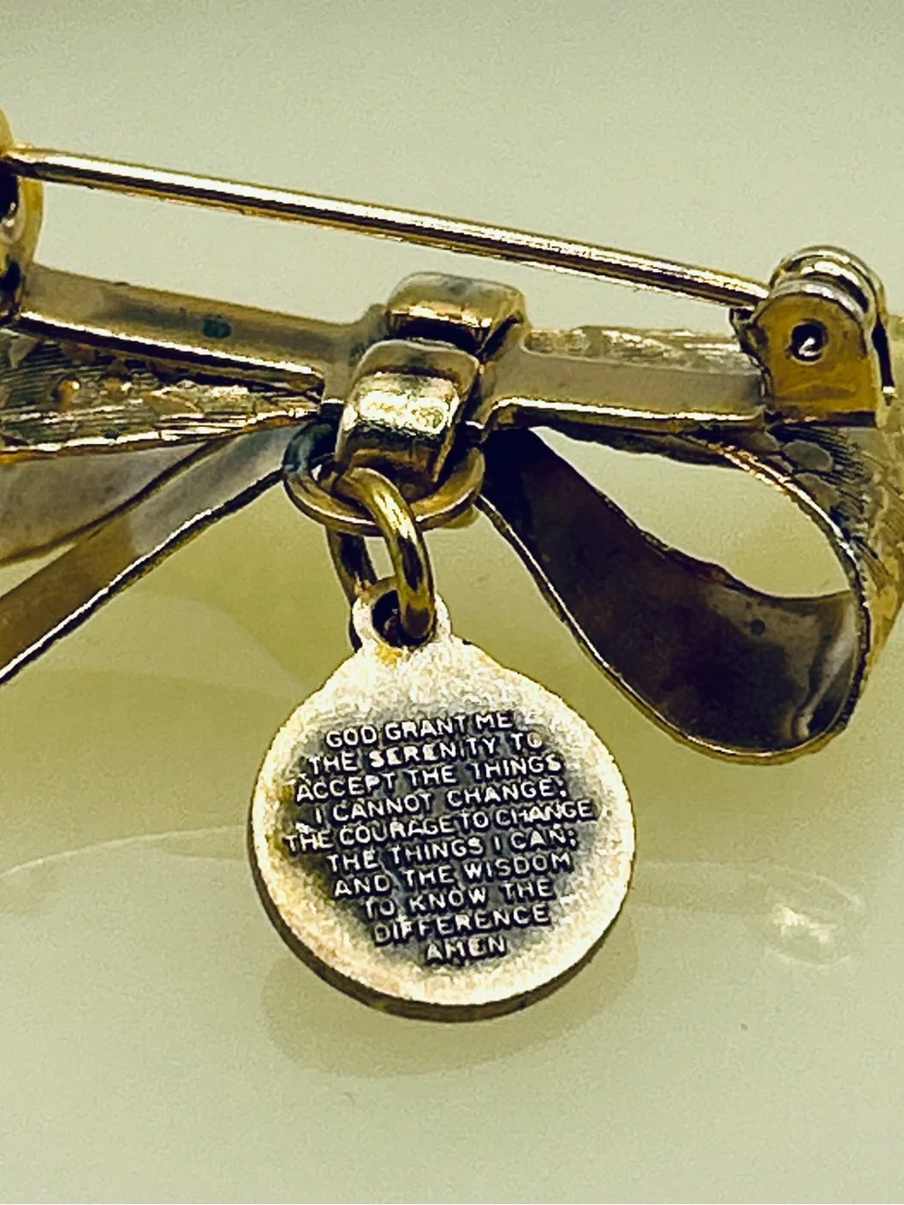 Vintage Serenity Prayer charm gold bow brooch pin